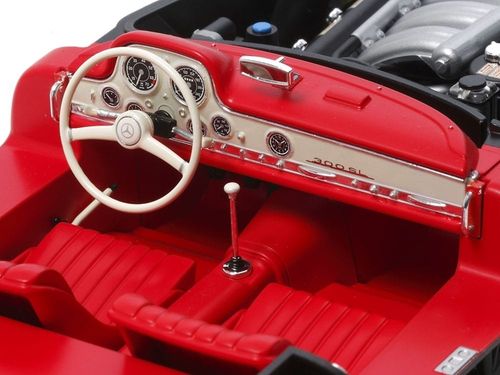 Tamiya 1:24 - Mercedes-Benz 300 SL 'Full-View' (24366)