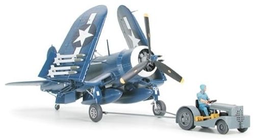 Tamiya 1:48 - Vought F4U-1D Corsair w/ Moto-Tug (61085)