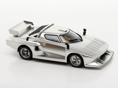 Tamiya 1:24 - Lancia Stratos Turbo (Silver Color Plated) (25418)