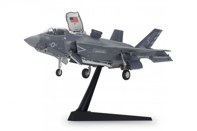 Main Image Tamiya 1:72 - Lockheed Martin F-35B Lightning II