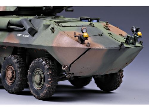 Trumpeter 1:35 - USMC LAV-25 Piranha 00349 