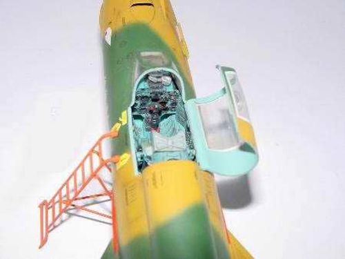 Trumpeter 1:32 - Mig-21 MF 02218 