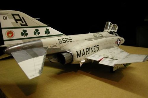 Tamiya 1:32 - 60308 McDonnell Douglas F-4J Phantom II Marines