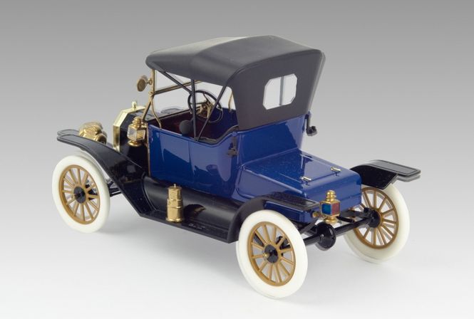 Hovedbilde ICM 1:24 - Model T 1913 Roadster, American ...