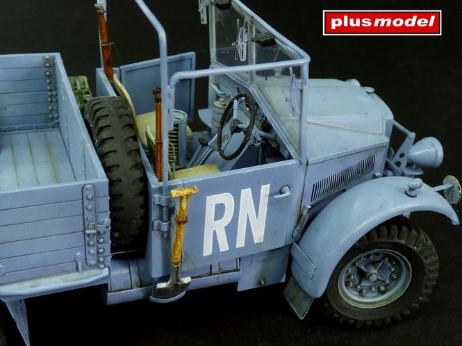 Hovedbilde Plus Model 1:35 - British Light Truck Morris CS8 ...