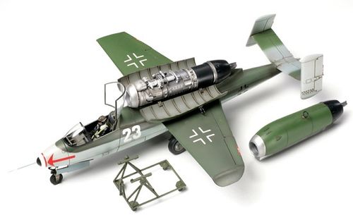 Tamiya 1:48 - Heinkel He162 A-2 Salamander (61097)