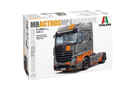 Italeri 1:24 - MB Actros MP4 Big Space - Grand Prix Edition (3968S)