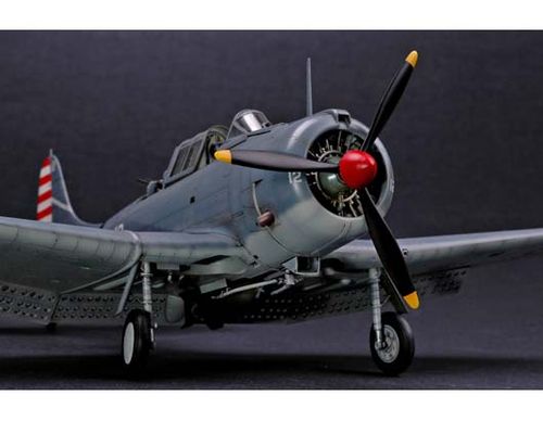 Trumpeter 1:32 - U.S.NAVY SBD-3 Dauntless Midway 02244 