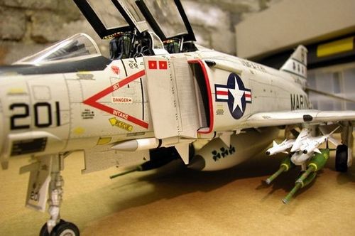 Tamiya 1:32 - 60308 McDonnell Douglas F-4J Phantom II Marines