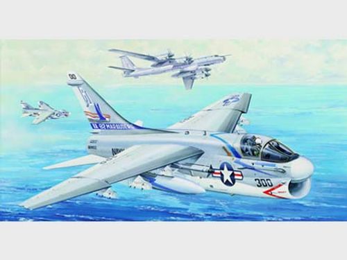 Trumpeter 1:32 - USS A-7E Corsair II. 02231 