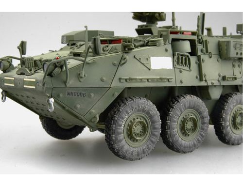 Trumpeter 1:35 - M1130 Stryker Commander's Vehicle (CV) 00397